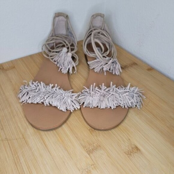 Steve Madden "Alaine" Fringe Flat Sandals Size 9 Beige Wrap Tie Leather Boho - Picture 2 of 8